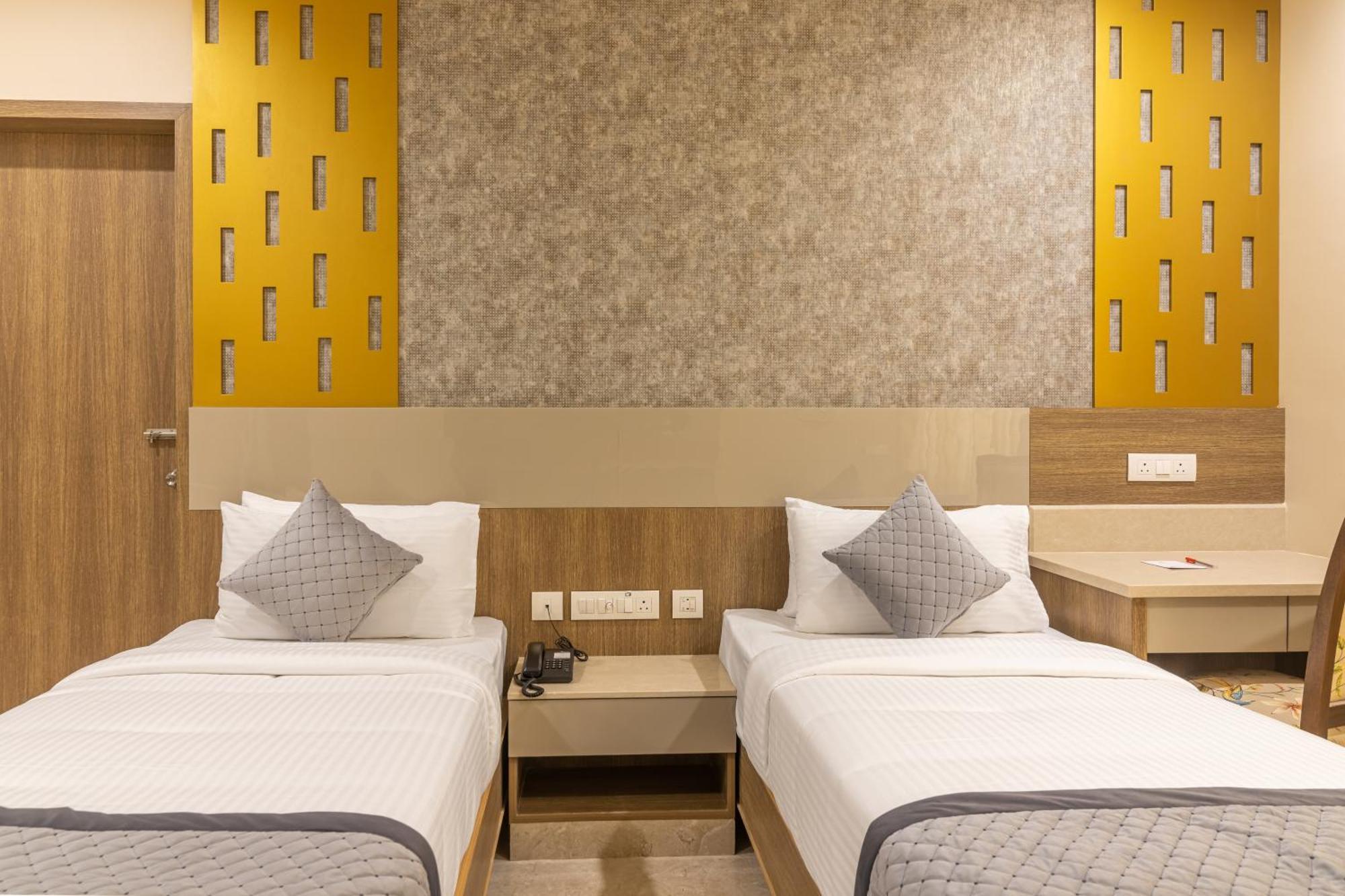 Rathna Residency Hotell Erode Exteriör bild